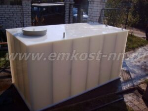 Ёмкость для воды из полипропилена — общий вид