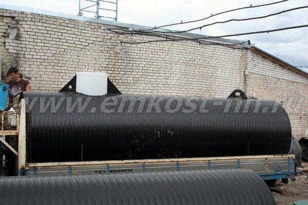 Ёмкости на транспортировке