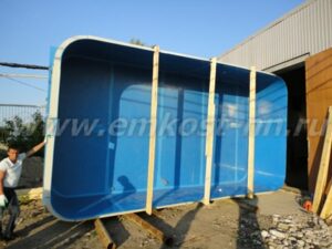 Прямоугольный бассейн из полипропилена — отгрузка с завода